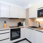 With Parking Space - 24662 Daire Split